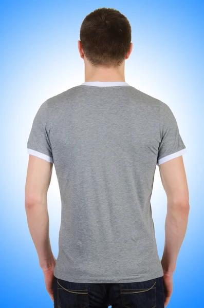 Camiseta masculina isolada no fundo branco — Fotografia de Stock