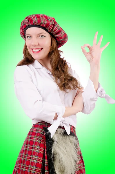 Mulher em roupas tradicionais escocesas — Fotografia de Stock