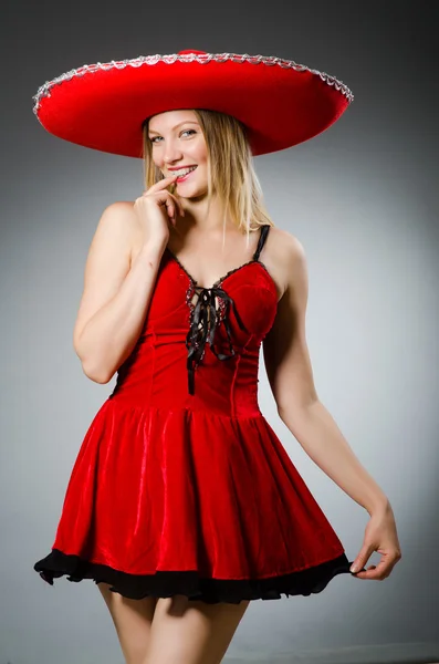 Woman wearing sombrero hat — Stock Photo, Image