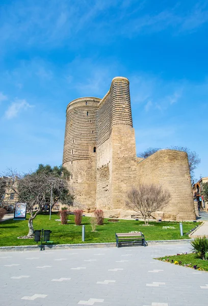 Antiga torre de donzela em Baku, Azerbaijão — Fotografia de Stock