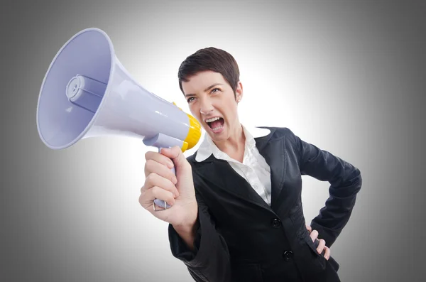 Dama de negocios gritando al altavoz — Foto de Stock