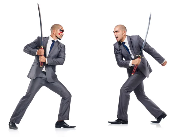 Dwóch mężczyzn kombinuje z mieczem odizolowanym na biało — Zdjęcie stockowe