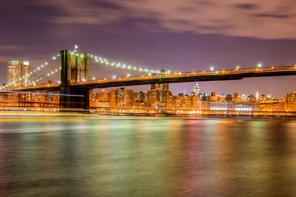 Nattpanorama över Manhattan i New York, USA — Stockfoto