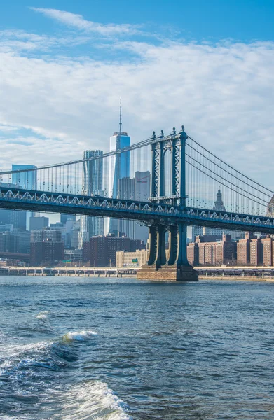 Manhattan bron på sommardagen — Stockfoto