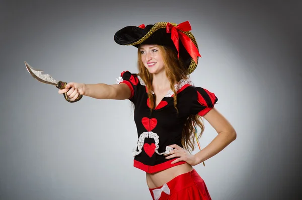 Pirata donna con coltello affilato — Foto Stock
