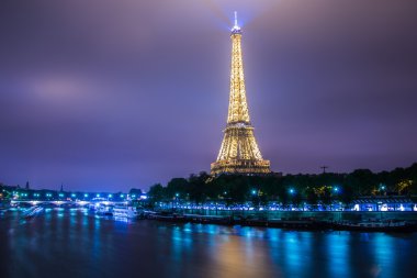 Eyfel Kulesi, paris.
