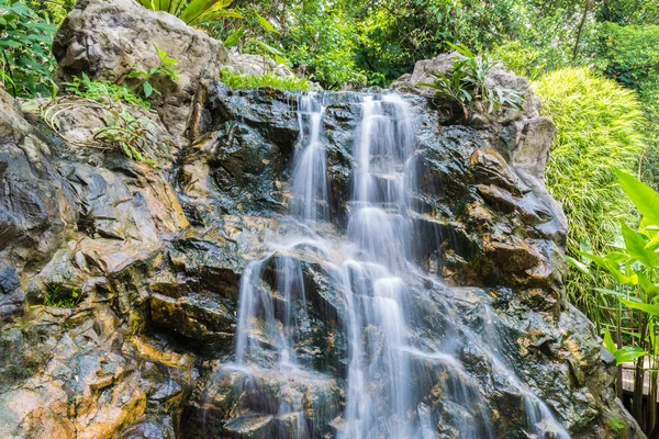 Waterfalls on bright day — Stock Photo, Image