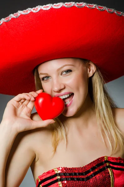 Mulher usando chapéu sombrero — Fotografia de Stock