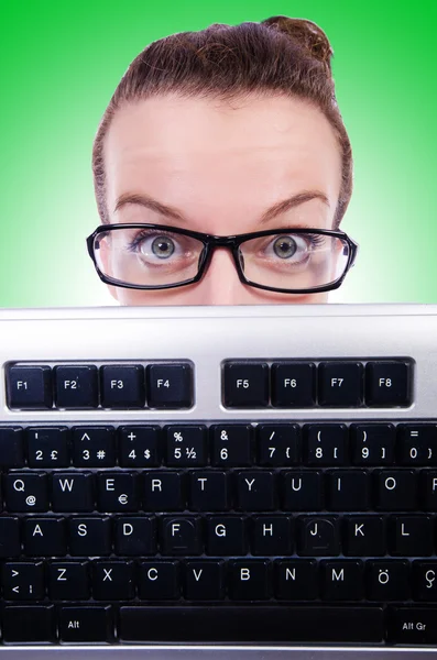 Nerd zakenman met toetsenbord — Stockfoto