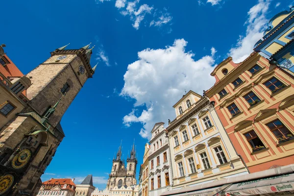 Vista de Praga no dia de verão brilhante — Fotografia de Stock