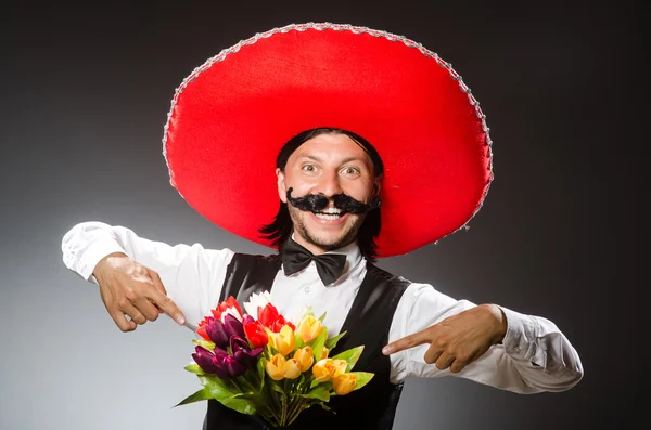 Mexicaanse man draagt sombrero — Stockfoto