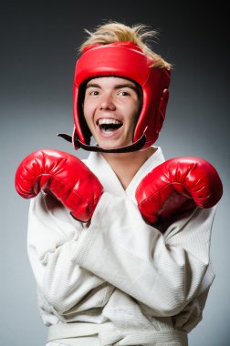 Spor konseptinde komik bir boksör