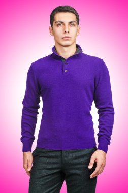 Degrade karşı kazaklı adam