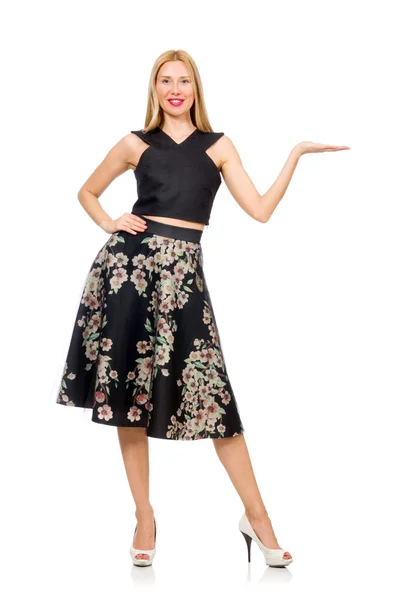 Mujer con falda floral oscura — Foto de Stock