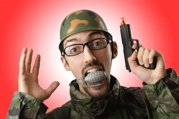 Roliga soldat i humor koncept — Stockfoto