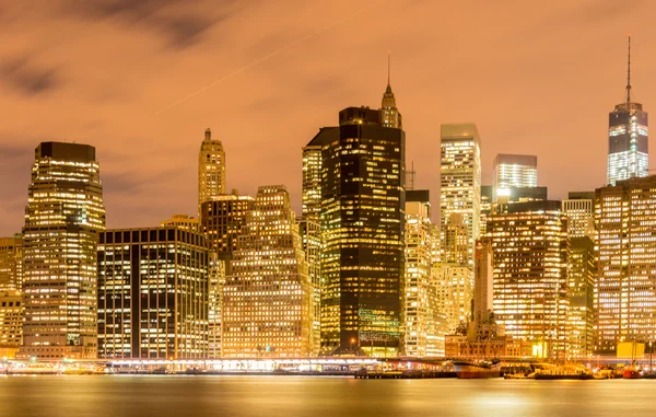 Natt panorama Manhattan — Stockfoto