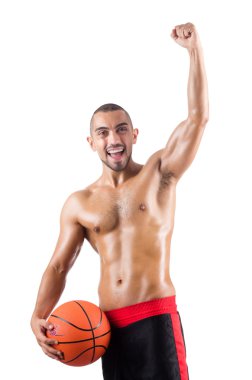 Genç basketbolcu beyazla izole edilmiş