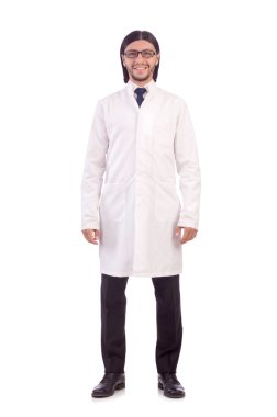 Genç erkek doktor beyazı izole etti.