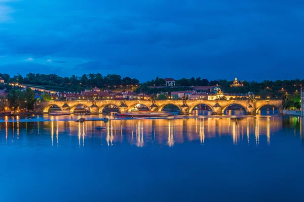 Prag 'daki Vltava nehrinin manzarası — Stok fotoğraf