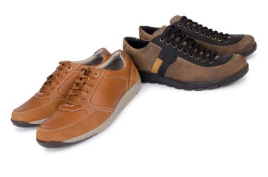 Erkek ayakkabıları beyaz arkaplanda izole