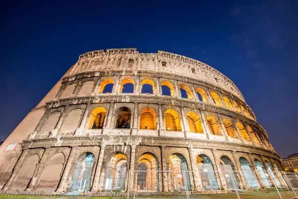 Famous colosseum during evening hours — Stock Photo, Image