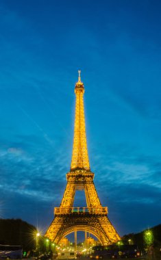 Paris 'teki Eyfel Kulesi