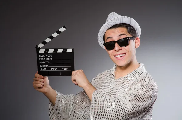 Asistente de cámara joven con clapperboard —  Fotos de Stock