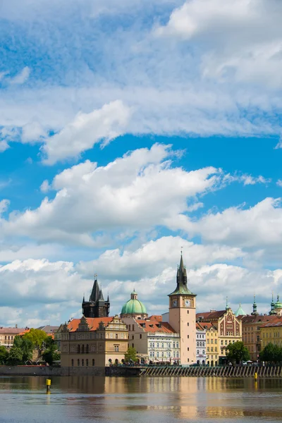 Влтава в Праге — стоковое фото