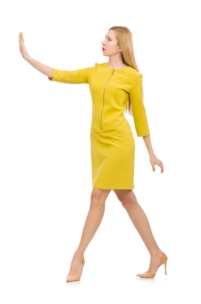 Hübsches Mädchen im gelben Kleid — Stockfoto