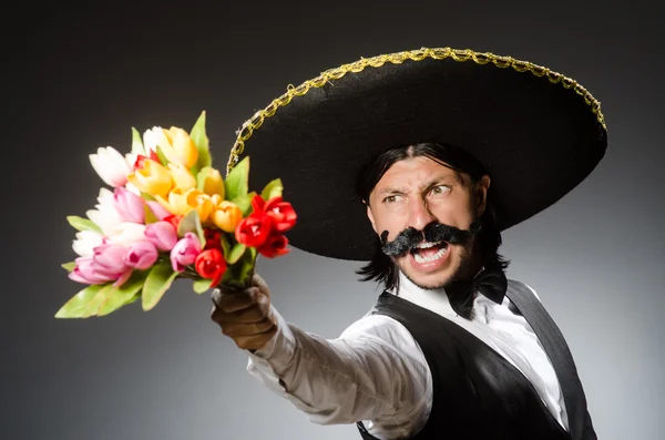 Mexicaanse man draagt sombrero — Stockfoto