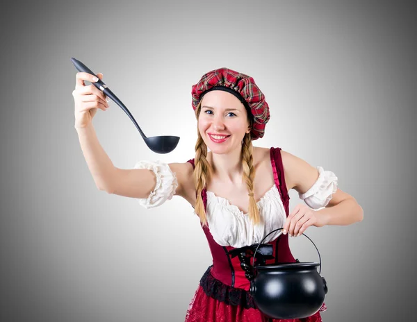 Ung kvinna i traditionell tysk dräkt — Stockfoto