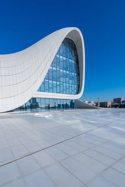 Centro Heydar Aliyev en Bakú, Azerbaiyán —  Fotos de Stock