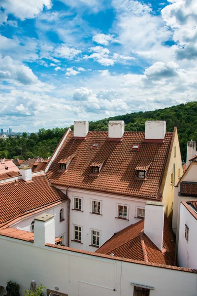 Vue de Prague par beau jour d'été — Photo