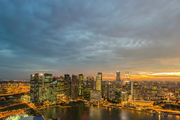 Singapur Panoraması şehir merkezi silueti — Stok fotoğraf