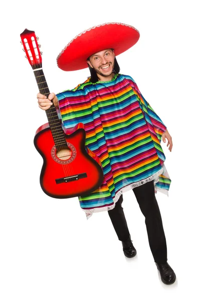 Mexicano en poncho vivo sosteniendo guitarra aislada en blanco — Foto de Stock
