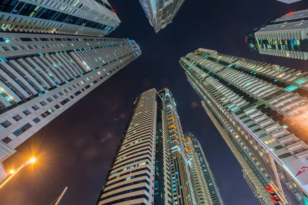 高层住宅建筑在迪拜 — 图库照片