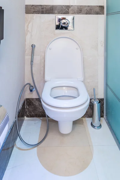 Banyo ve tuvalet modern iç — Stok fotoğraf
