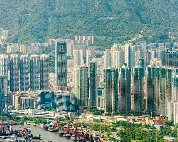 Weergave van Hong Kong tijdens zonnige dag — Stockfoto