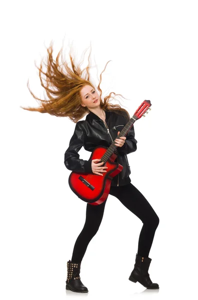 Jolie fille avec guitare isolée sur blanc — Photo