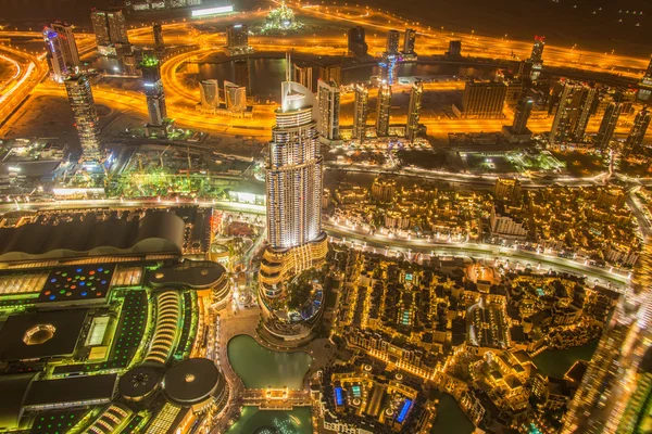 Panorama della notte Dubai durante il tramonto — Foto Stock