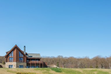 Modern parlak yaz günü evde