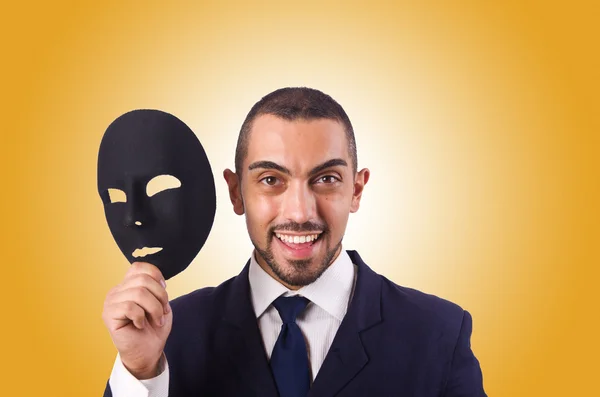 Homem com máscara contra o gradiente — Fotografia de Stock