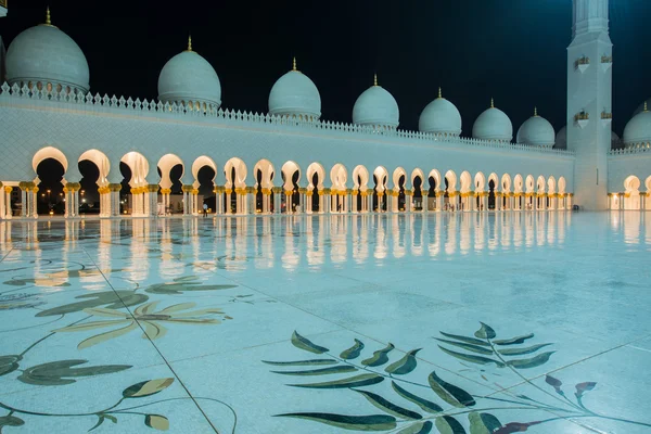 Sheikh Zayed Mosque — Stock Photo, Image