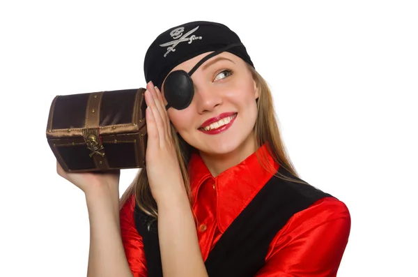 Ragazza pirata che tiene scatola toracica isolato su bianco — Foto Stock