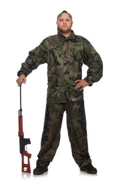 Asker üniformalı genç adam