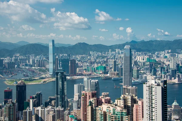 Weergave van Hong Kong tijdens zonnige dag — Stockfoto