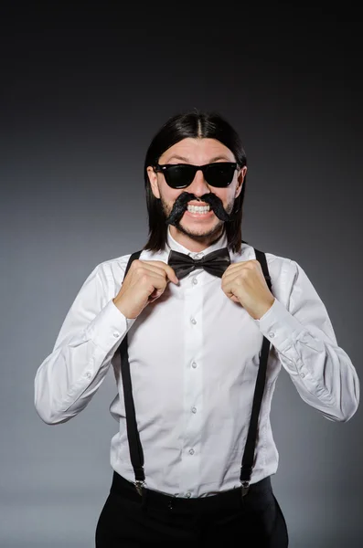 Homem positivo em roupas clássicas — Fotografia de Stock