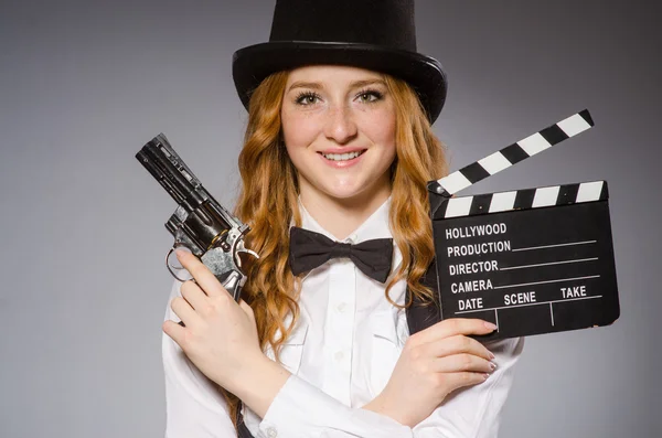 Ragazza che indossa cappello retrò — Foto Stock