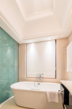 Küvetli modern banyo iç