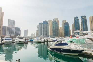 Gökdelenler, Marina bölgesinde, Dubai, Birleşik Arap Emirlikleri